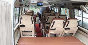 16 seater tempo traveller