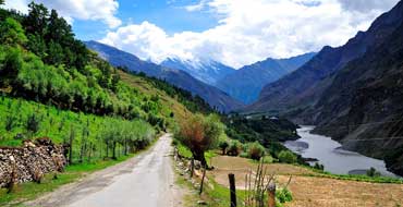 dharamshala dalhousie tour by tempo traveller