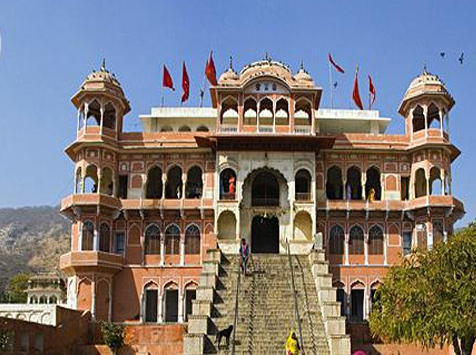 mehandipur-balaji tour package by deluxe tempo traveller