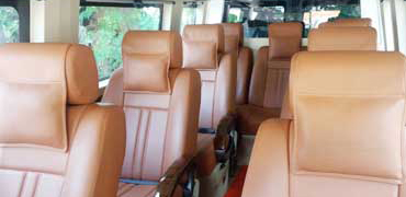 9 seater deluxe 1x1 tempo traveller hire in delhi